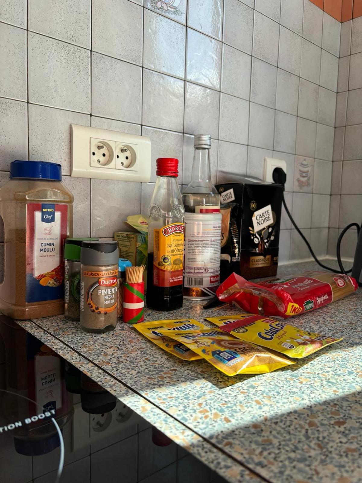 Maison Au Coeur De La Rue Pietonne 圣让皮耶德波尔 外观 照片